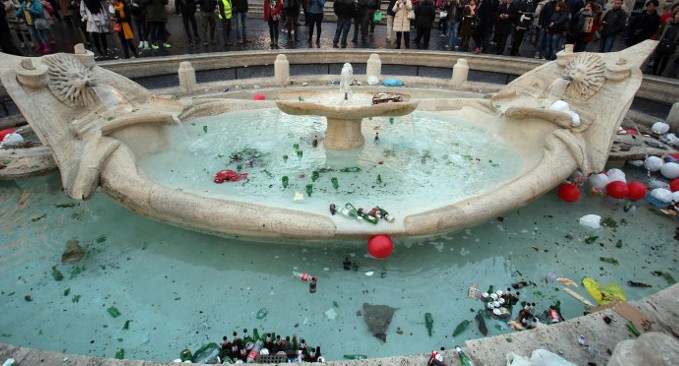 Il sacco di Roma, quando la demagogia passa dai tifosi