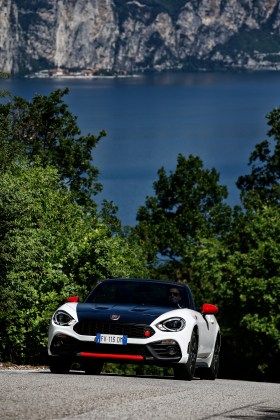 160607_abarth_124_02