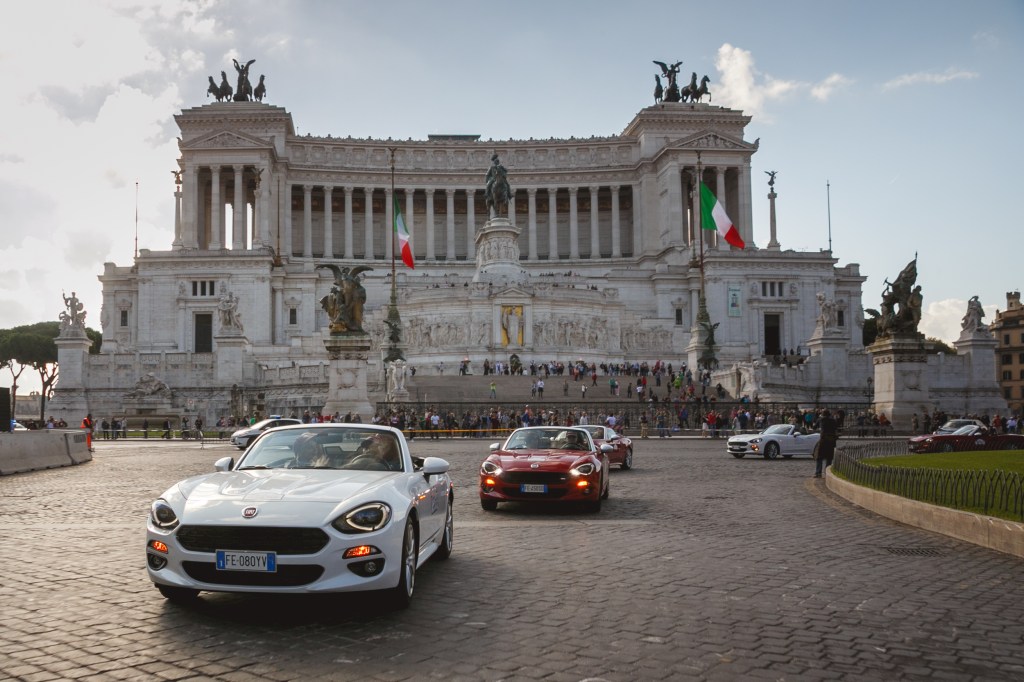 124 Spider Legend tour: chi c’era al raduno, dal Terminillo al Colosseo