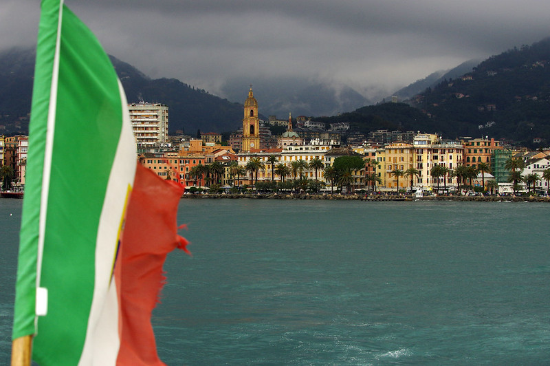 Così va migliorato il voto all’estero: regole e norme anti furbi (ma fare in fretta)