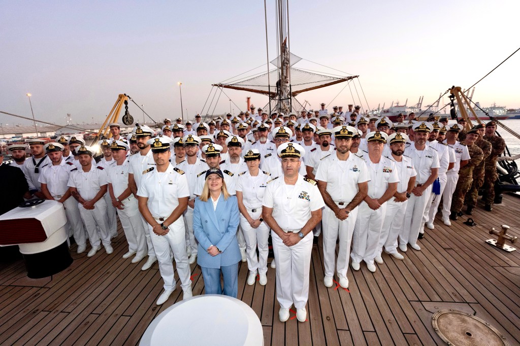 Cosa ha detto Giorgia Meloni all’equipaggio della Vespucci a&nbsp;Gedda
