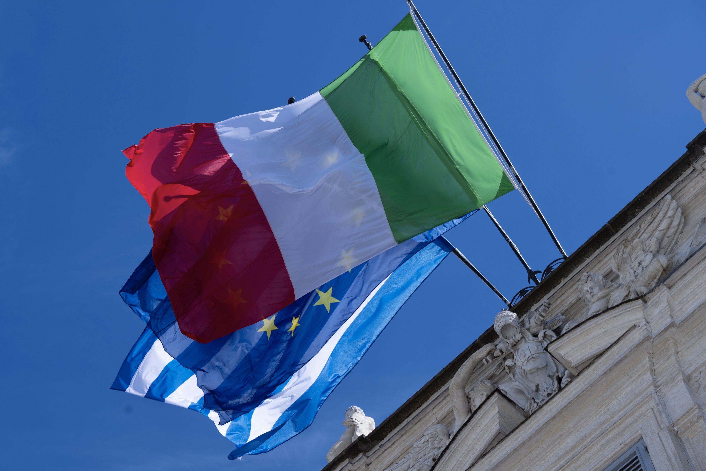 L’IRRILEVANZA INTERNAZIONALE (ALTRUI) E IL NOSTRO SPREAD
